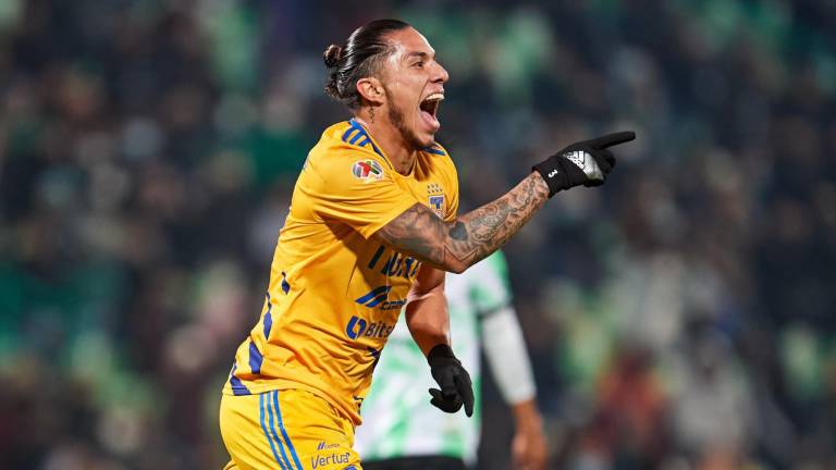 Carlos Salcedo es nuevo jugador del Toronto FC.