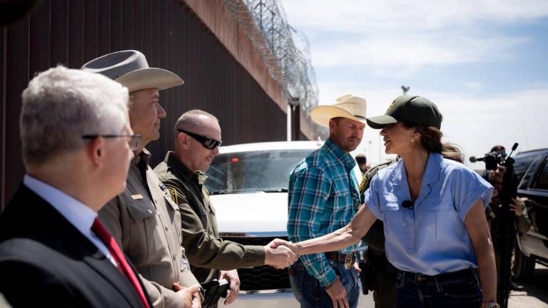 Kristi Noem, Secretaria de Seguridad Nacional de EU, asegura que la cooperación migratoria con México es resultado de la presión ejercida por Donald Trump.