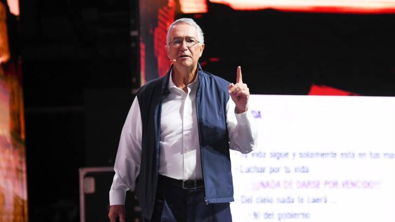 Ricardo Salinas Pliego reprocha al Gobierno federal la expropiación del campo de golf.
