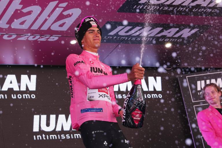 Isaac del Toro se reafirma en el Giro: ‘No puedo creer que soy el chico que representa a México’