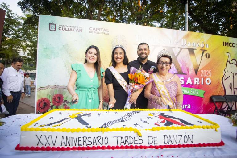 Celebran 25 años de las ‘Tardes de Danzón’