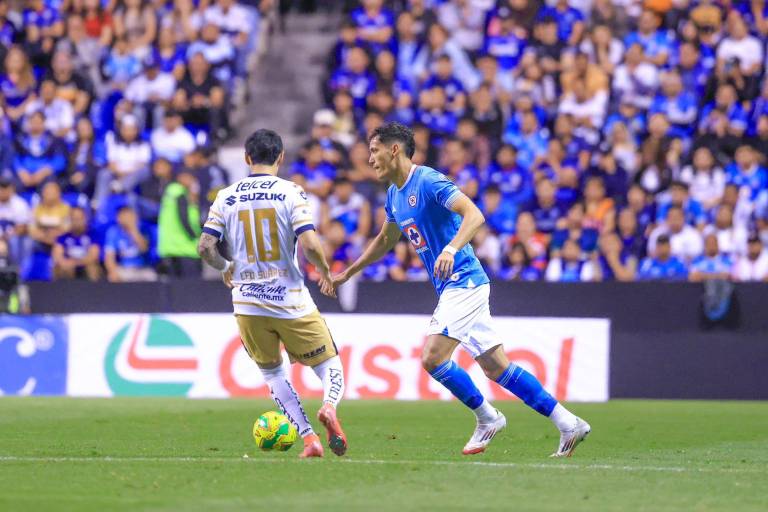 Cruz Azul gana en el Cuauhtémoc ante Pumas y asegura fase final
