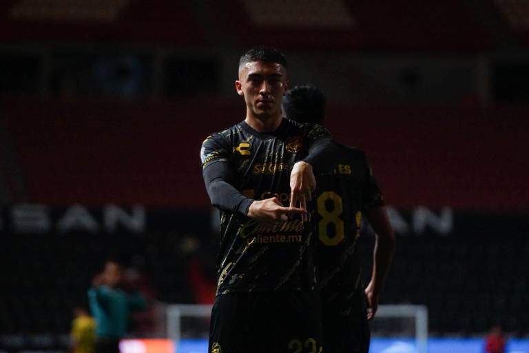 Dorados de Sinaloa sorprende a Venados