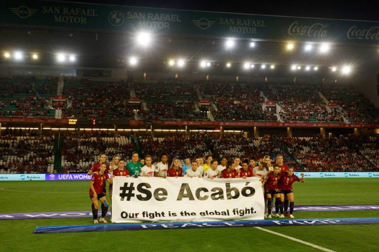 España femenil logra contundente triunfo sobre Suiza