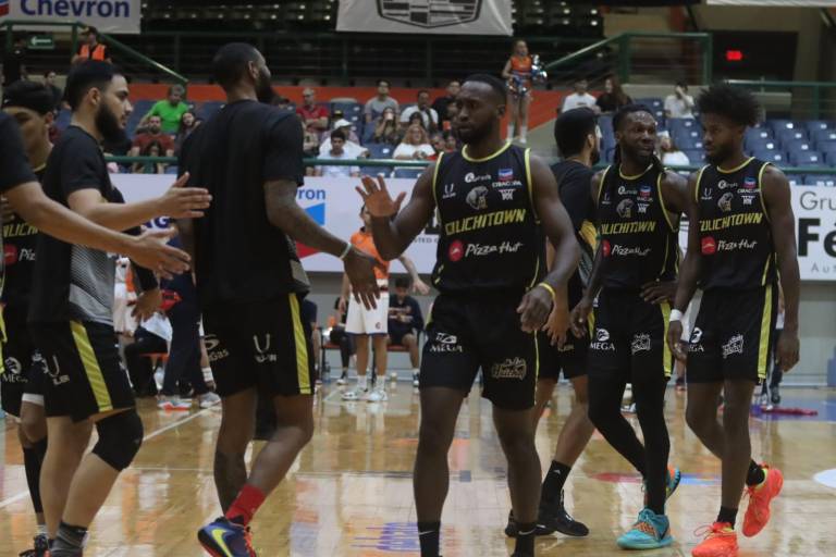 Caballeros de Culiacán toma de nuevo la ventaja en el playoffs ante Pioneros de Los Mochis