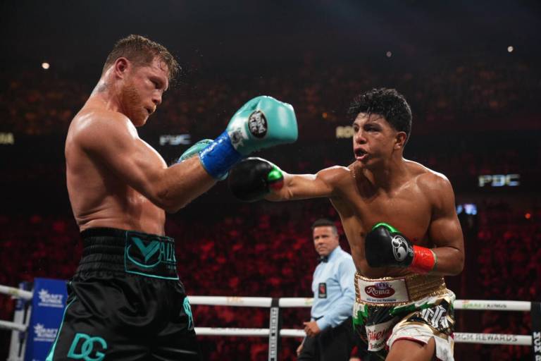 Puedo pedir lo que quiera ahora mismo y hacer lo que quiera: Canelo