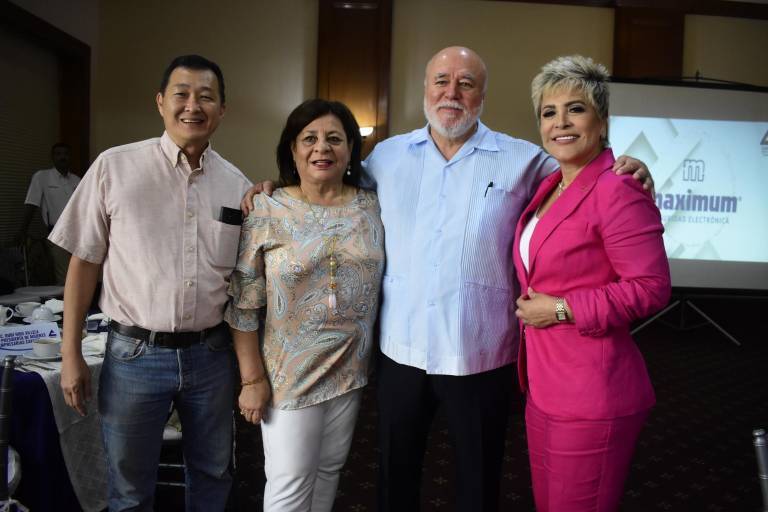 Comparte Manuel Clouthier la importancia de la asertividad en los negocios