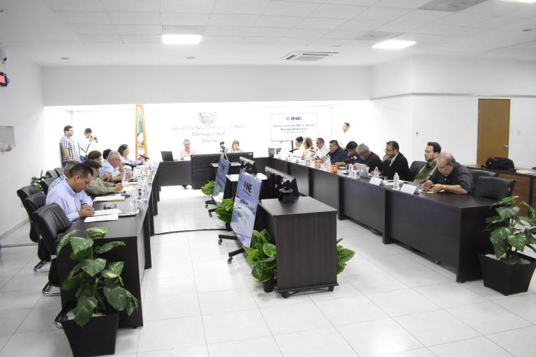 En Sinaloa, sustituye INE al 40% de funcionarios de casilla