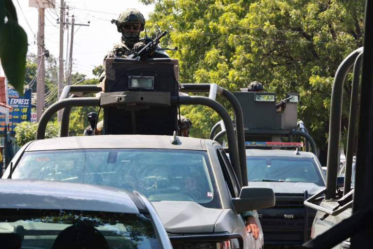 CNDH presenta informe sobre Fuerzas Armadas; dice que bajaron quejas y que no hay militarización