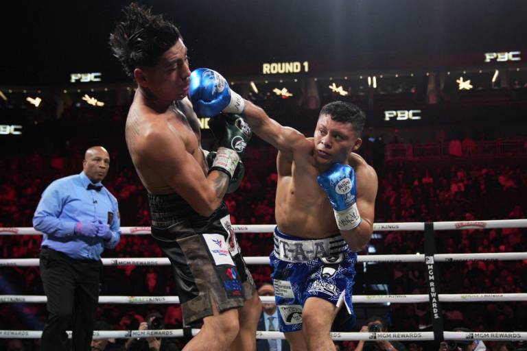 Pitbull Cruz derrota por decisión unánime a Ángel Fierro