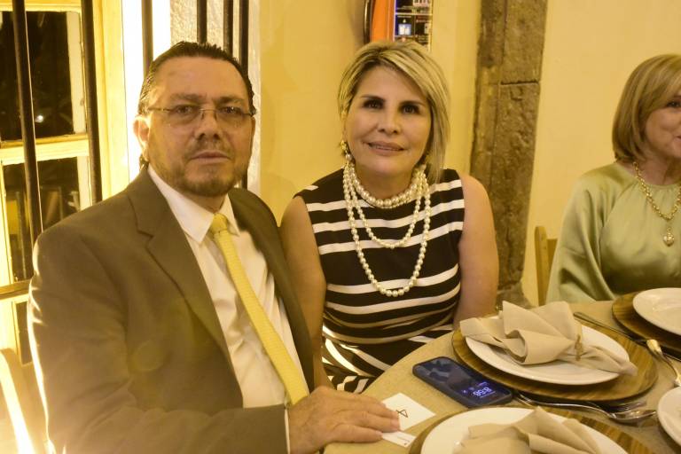 Celebra la Escuela Libre de Derecho el Día del Maestro