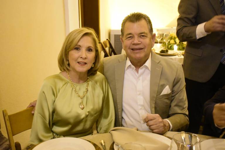 Celebra la Escuela Libre de Derecho el Día del Maestro