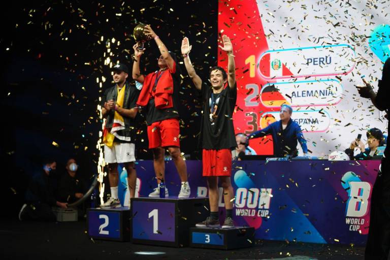 Perú es campeón del primer Mundial de Globos organizado por Piqué e Ibai Llanos