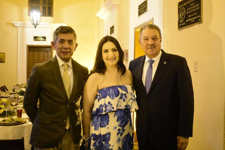 Celebra la Escuela Libre de Derecho el Día del Maestro