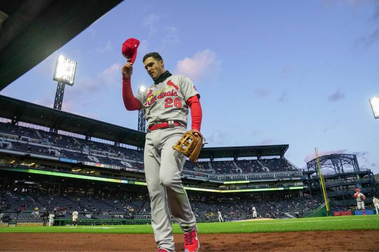 Carpenter pega otro jonrón y Cardinals vence a Pirates
