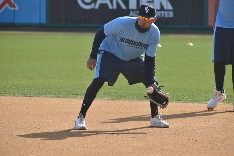 Jesse Castillo reporta a los entrenamientos de Algodoneros de Guasave