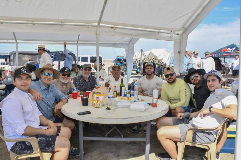 Refrendan lazos de amistad en la ‘Ruta de la Ballena 2025’