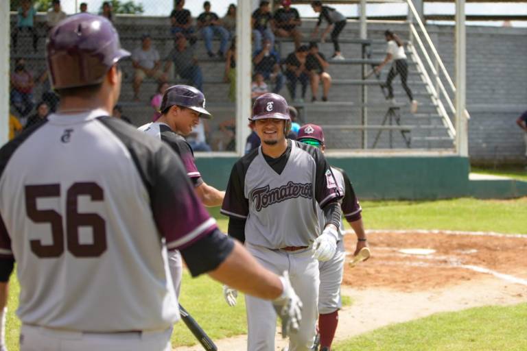 Tomateros de Culiacán honra a Jaime Blancarte con triunfo en inicio de juegos de preparación