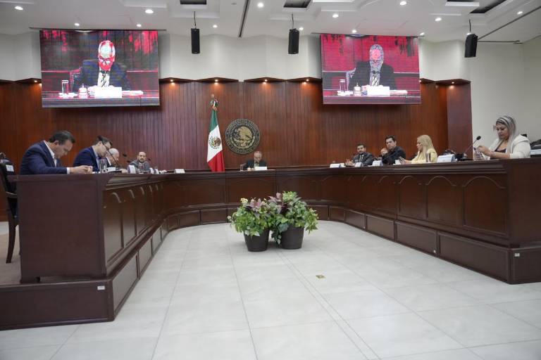 Proponen incluir alfabetización digital y ciberprotección en sistema educativo de Sinaloa