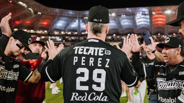 Oliver Pérez se va como refuerzo a República Dominicana.