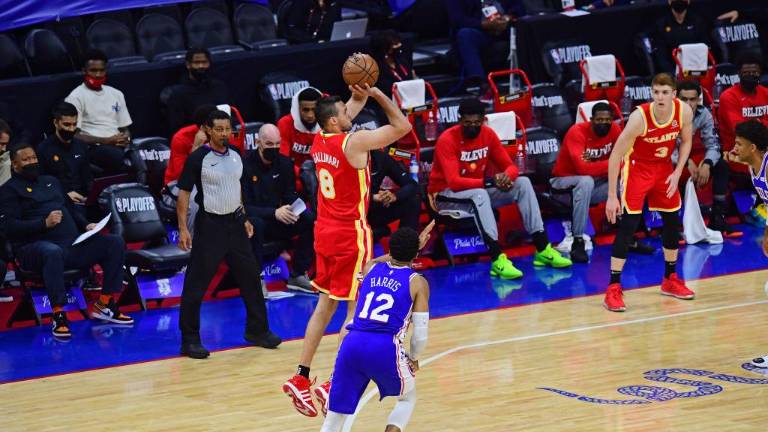 Hawks ganó como visitante tras ir perdiendo por 26 puntos.