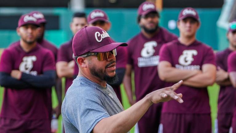 Alfredo Amézaga queda fuera de Tomateros.