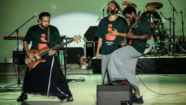 La banda India Jhanu participa en el Festival Cultural Sinaloa 2023.