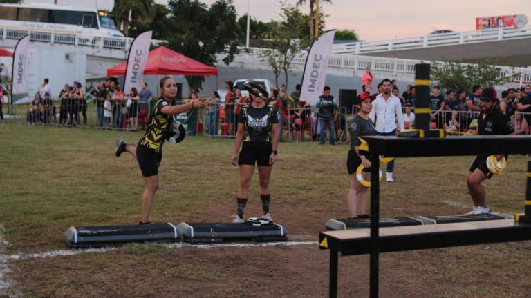 Diversas rutinas formaron parte del “Culichi Extremo Golden Games”.