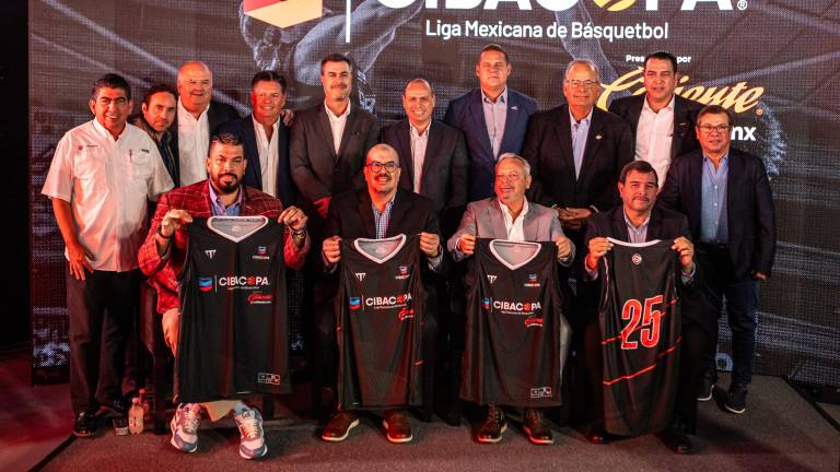Directivos de los 10 equipos que confirmar la ahora conocida como Cibacopa Liga Mexicana de Basquetbol, estuvieron presente en el anuncio.