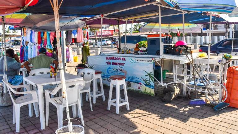 Negocios del malecón de Altata reportaron pocas ventas durante la realización de la rodada ciclista este 10 de agosto.