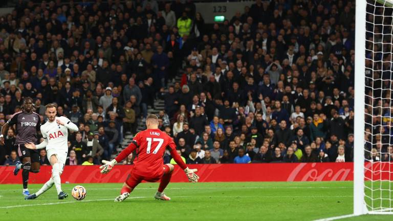 James Maddison fue el autor de uno de los goles del Tottenham.