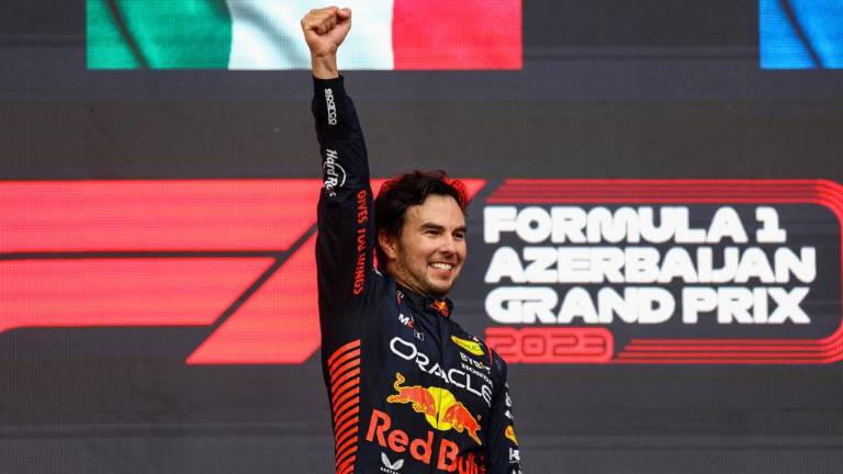 Sergio “Checo” Pérez se proclamó campeón en Azerbaiyán la mañana del domingo.