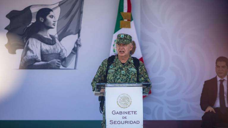 General Ricardo Trevilla Trejo, Secretario de la Defensa Nacional, en un evento en Culiacán.