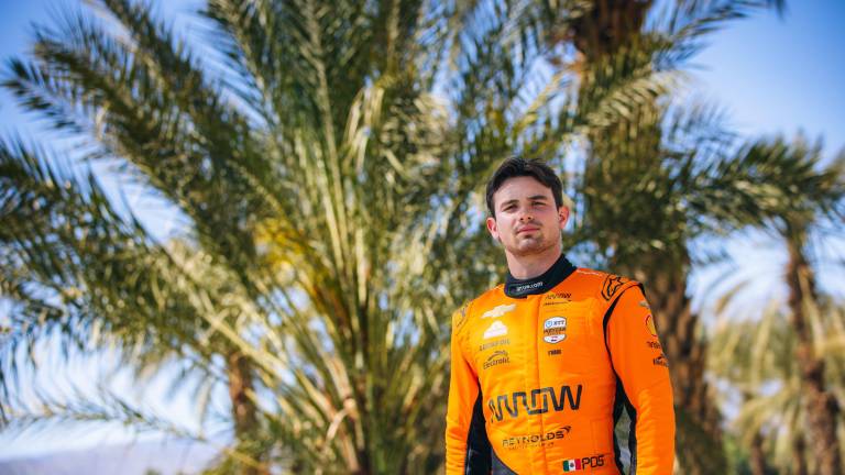 Pato O’Ward se lleva la pole.