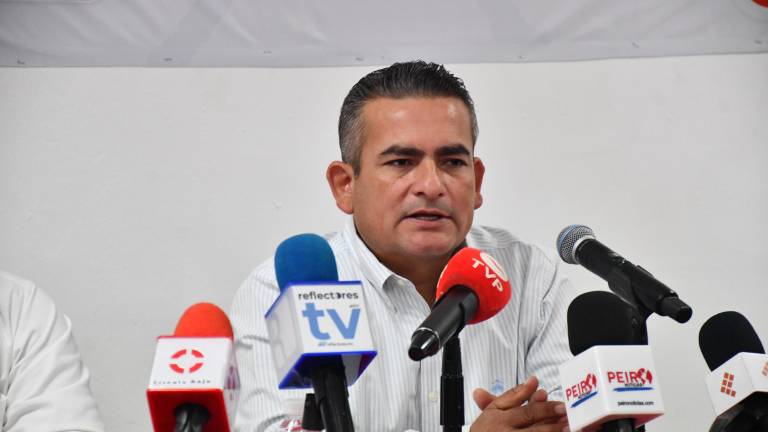 Jorge Rosario Bojórquez Berrezella, Alcalde de Navolato, anuncia el refuerzo de seguridad con elementos de la Secretaría de Marina.
