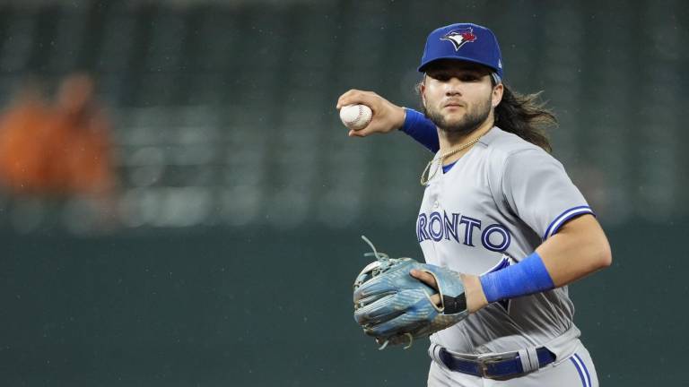 Bo Bichette estará fuera de la actividad por al menos 10 días.