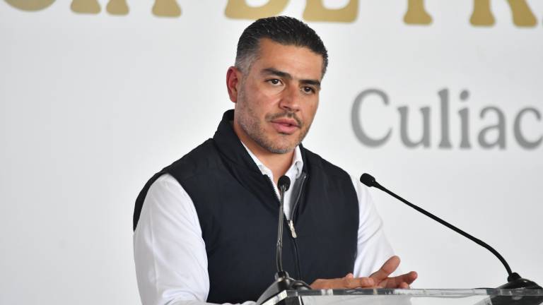 Omar García Harfuch encabezó en Culiacán la conferencia del Gabinete de Seguridad, donde reafirmó el compromiso federal con la pacificación del estado.