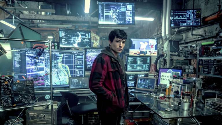 Ezra Miller se encuentra en buen camino en su recuperación.