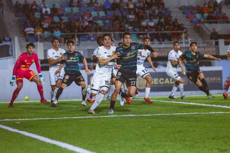 Dorados de Sinaloa empata sin goles con La Paz