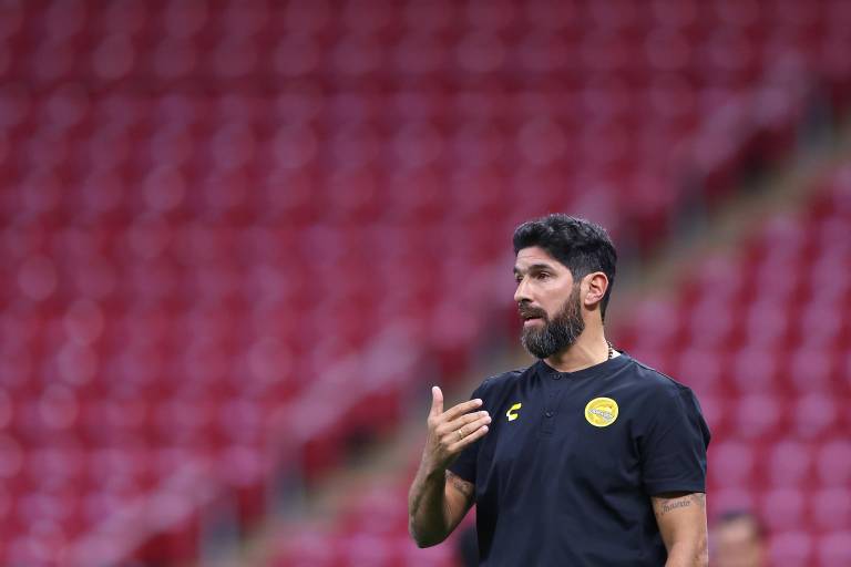 Sebastián Abreu asume doble rol: sigue en Dorados y entrena a Xolos tras salida de Osorio