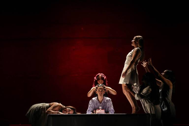 Muestran su talento alumnos de danza contemporánea en seis coreografías