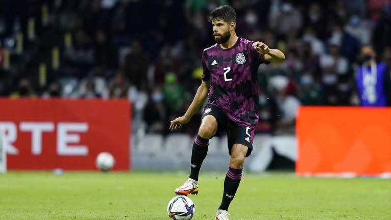 Néstor Araujo regresa al futbol mexicano.