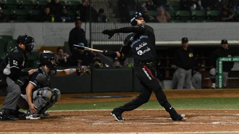 Jesse Castillo tuvo otra jornada bateadora muy productiva para Algodoneros de Guasave.