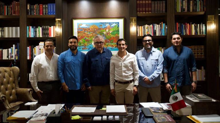 El Gobernador del Estado Rubén Rocha Moya se reúne con el director de Conade, Rommel Pacheco Marrufo.