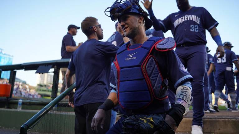 Yan Gomes dio uno de los jonrones para el triunfo de los Cachorros de Chicago.