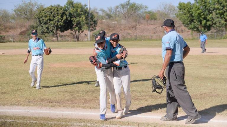 Los mazatlecos van a buen paso.