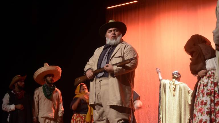 Sabaiba Teatro llevó a la escena ‘El Jinete de la Divina Providencia’.