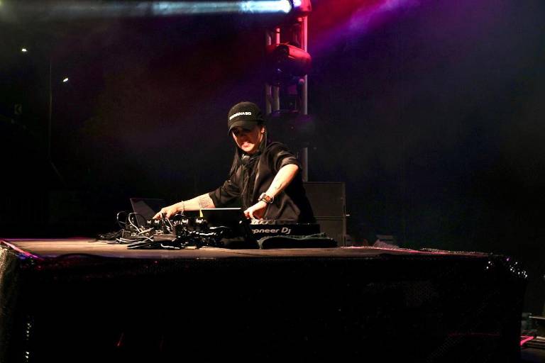 Vibran al ritmo techno de Mariana Bo en la cuarta edición del Sinaloa Beer Fest 2025