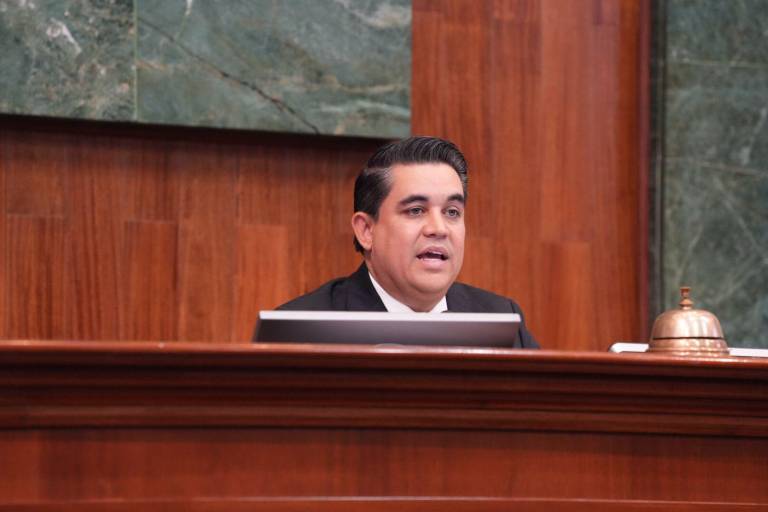 Se alista Ricardo Madrid para dejar el Congreso de Sinaloa e integrarse en San Lázaro