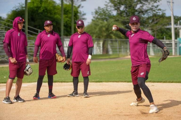 Tomateros de Culiacán traslada su pretemporada a los campos de la Liga Japac